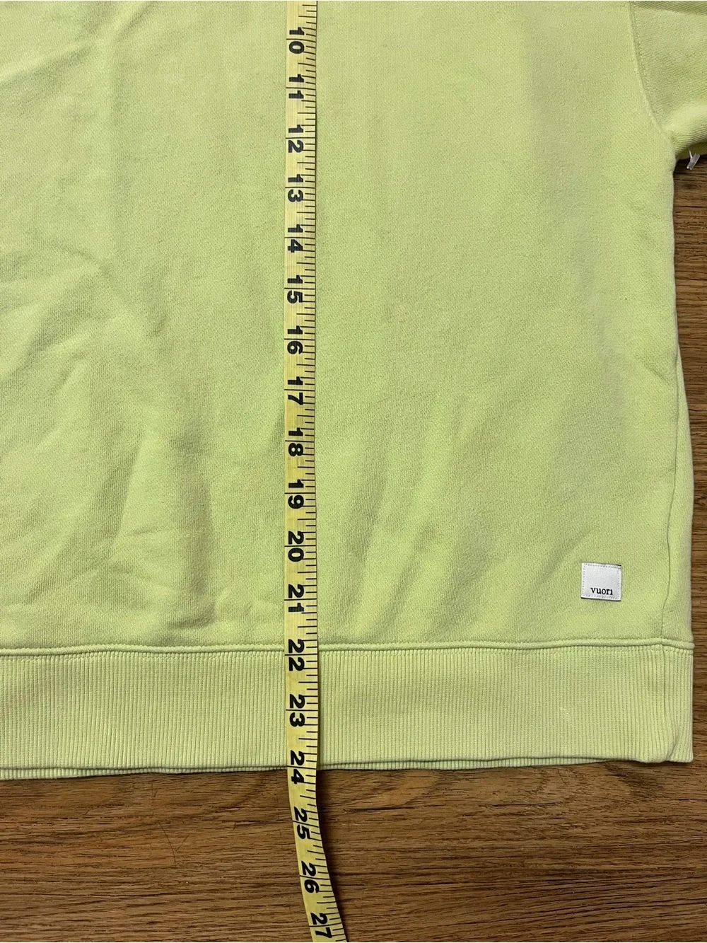 Vuori Sedona Crewneck Soft Sweatshirt Lime Green Pullover Relaxed Fit Minimalist